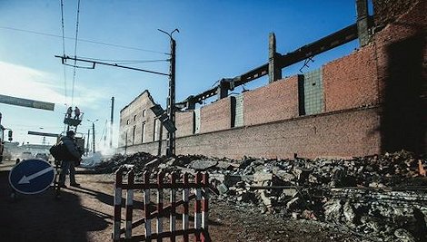 Shock wave damaged warehouse at the Chelyabinsk zinc plant