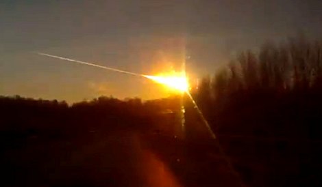Chelyabinsk detonation captured by a motorists 'dashcam'