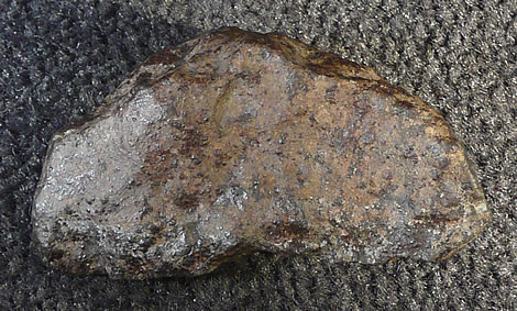 101.3 gram broken individual (found by my father on 12.16.07 and in his collection, not mine ;-)