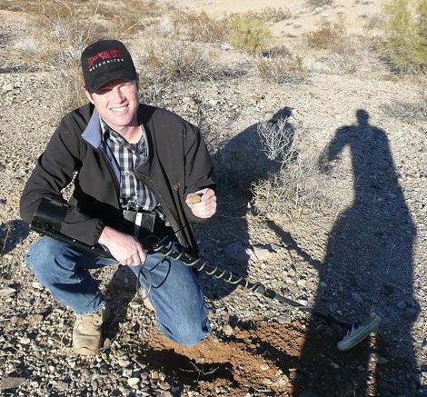 Robert with his find in the field, which he later and very kindly gave to me the same night after feeling pity for my zero-find afternoon hunt with him ;-)